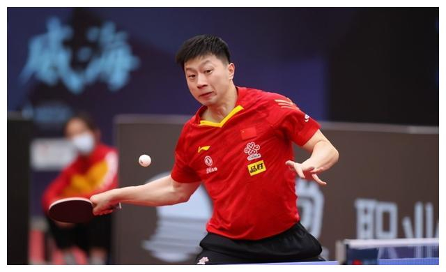 英格兰队绝杀韩国队，马龙高光表现