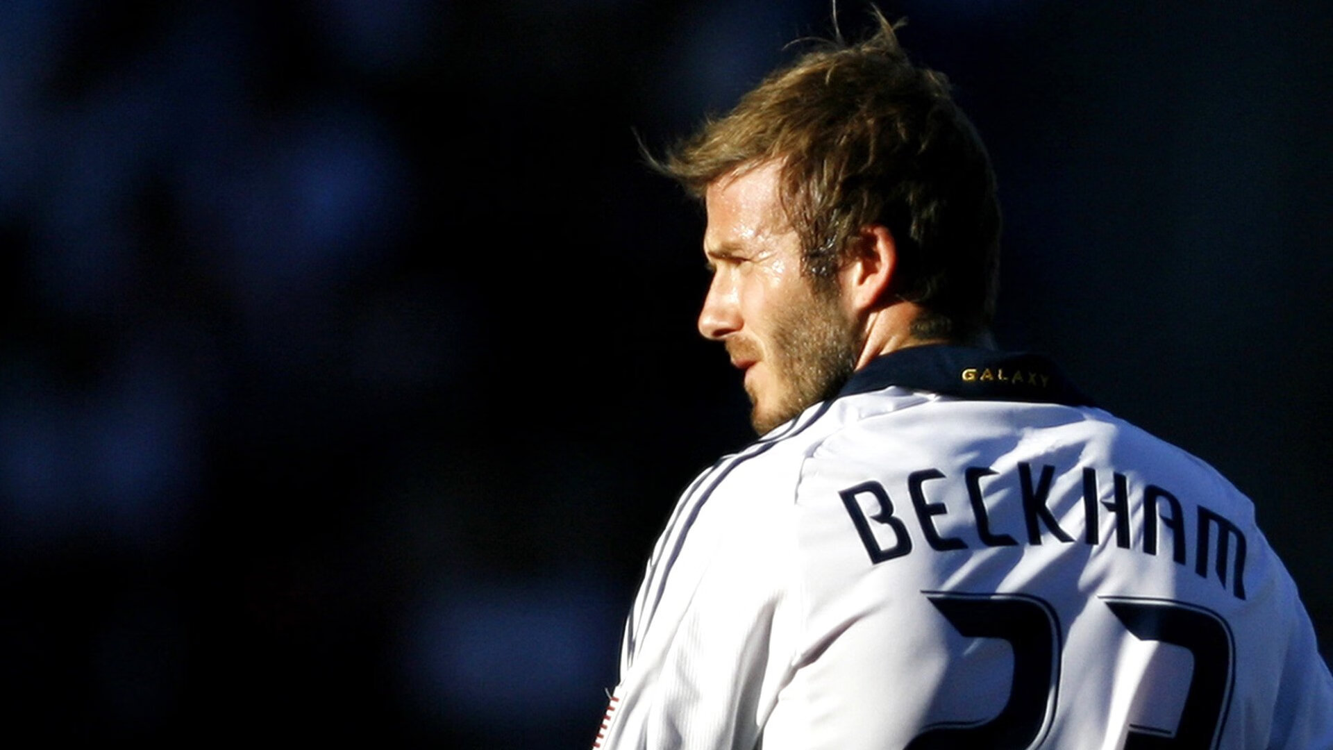 三笘薰攻防两端统治，贝蒂斯爆冷阿根廷，亚洲之光与战术革命的启示