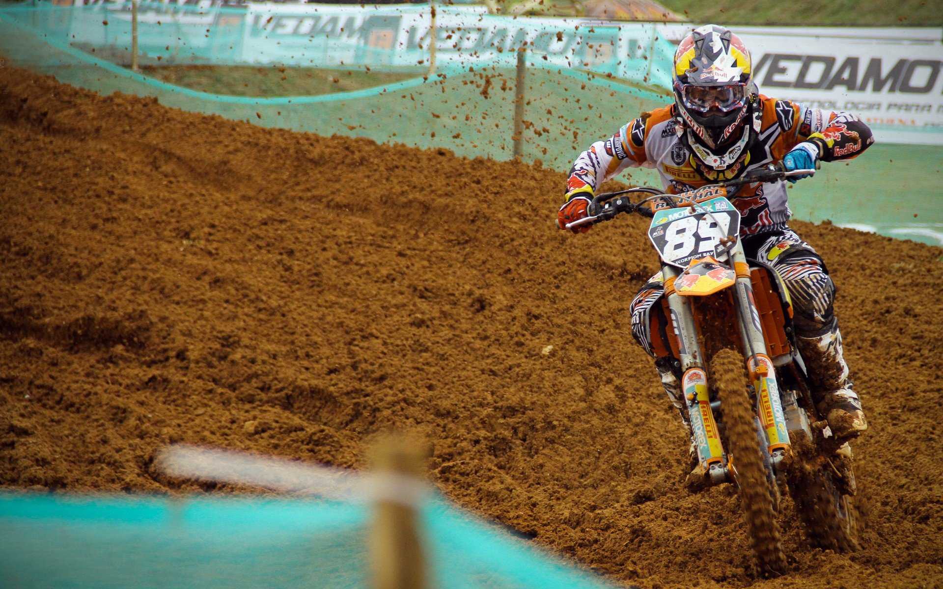 冰岛奇迹与世纪对决，当北欧黑马与西甲德比在足球宇宙中交汇